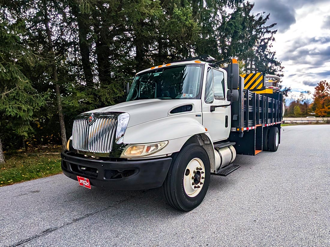 2010 International 4300 20' Attenuator Truck (TMA) Highway Safety Equipment for Sale and Rent