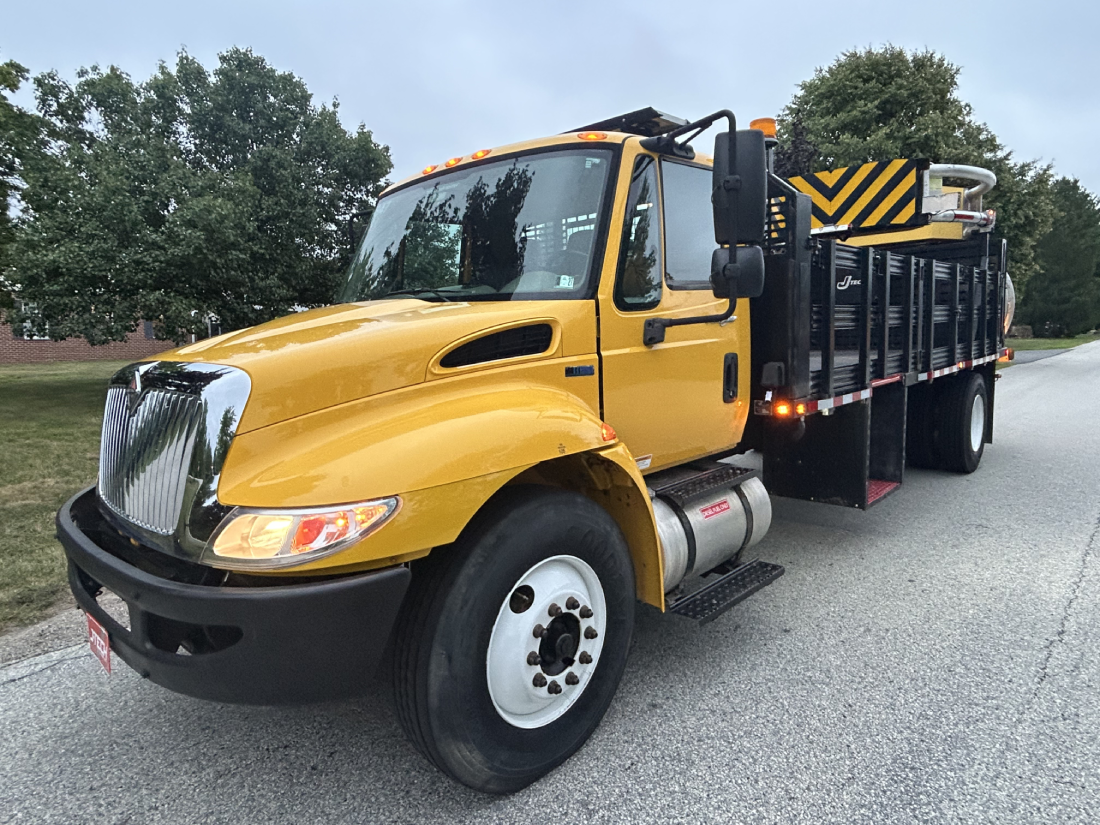 2012 International 4300 20' Attenuator Truck (TMA) Highway Safety Equipment for Sale and Rent