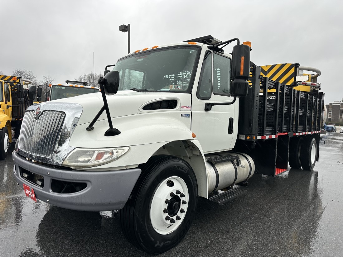 2015 International 4300 20' Attenuator Truck (TMA) Highway Safety Equipment for Sale and Rent